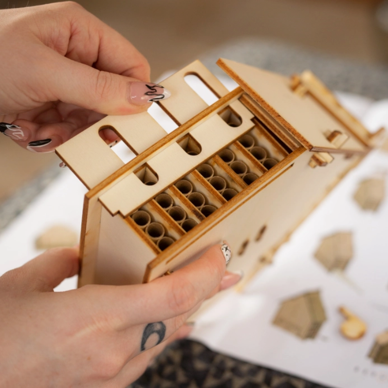 Diy Bee Hotel Kit